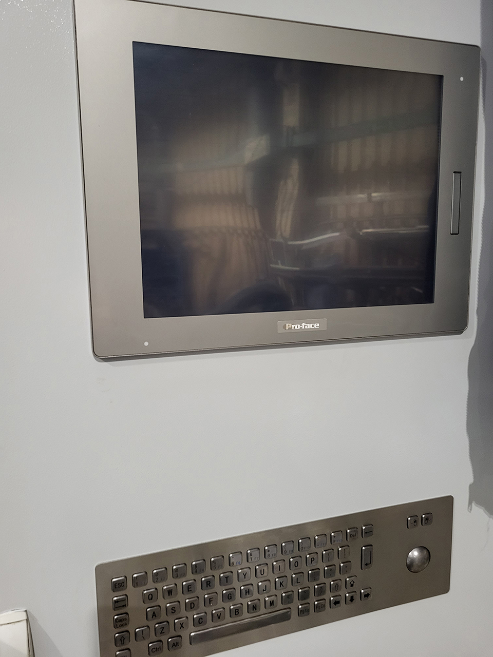CDCM 800 SQ máquina de fundición a presión de cámara fría KK1638, usada CDCM 800 SQ máquina de fundición a presión de cámara fría KK1638, usada