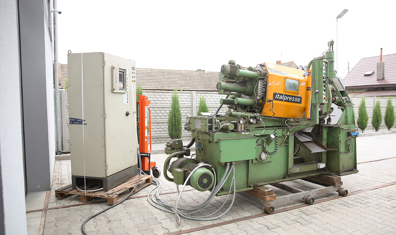 Máquina de fundición a presión de cámara caliente Italpresse AZ 90 WK1395, usada