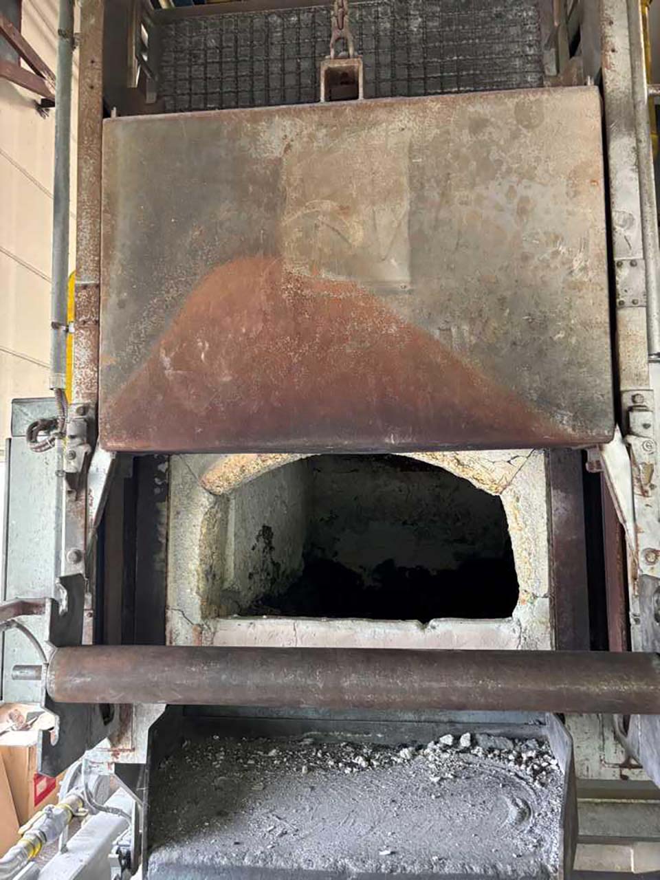 StrikoWestofen MH II-T 3000/2000 G-eg Plus+ horno de fusión y mantenimiento de calor O1843, usado StrikoWestofen MH II-T 3000/2000 G-eg Plus+ horno de fusión y mantenimiento de calor O1843, usado