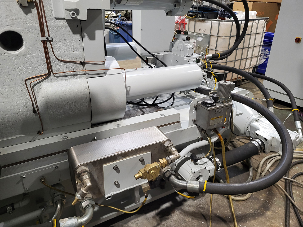 CDCM 800 SQ máquina de fundición a presión de cámara fría KK1638, usada CDCM 800 SQ máquina de fundición a presión de cámara fría KK1638, usada