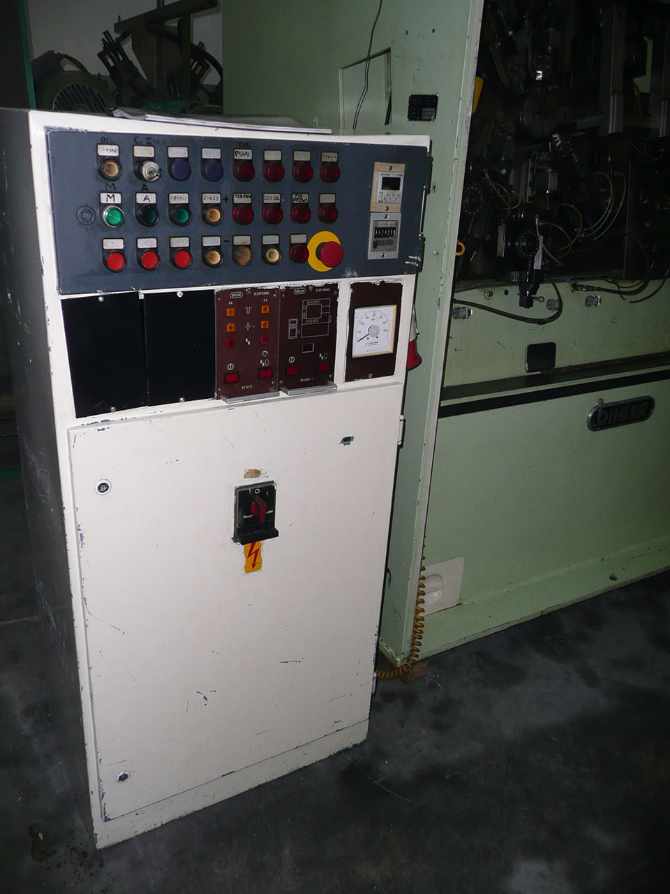 Máquina de estampación y conformación Bihler RM 40 PR2476, usada