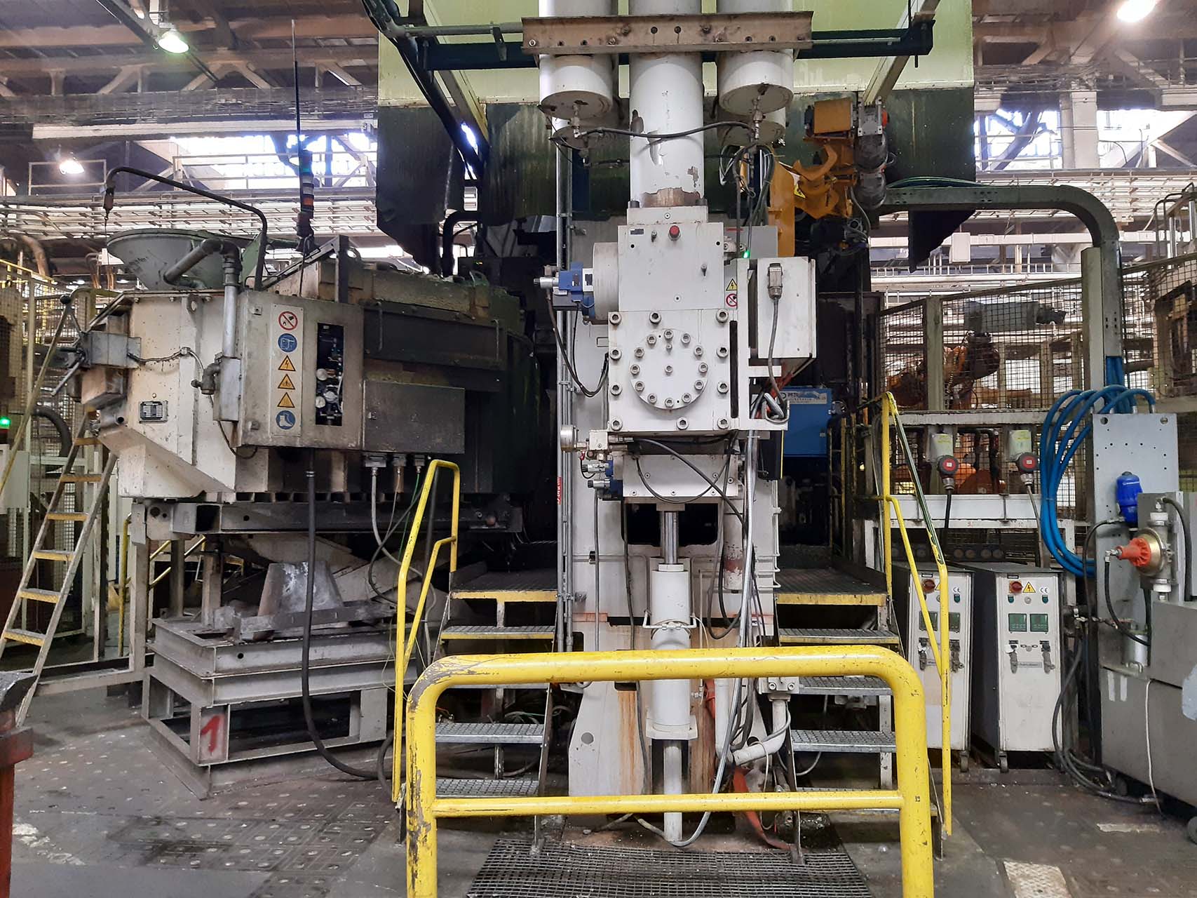 Frech GDK 1600-130 OC máquina de fundición a presión de cámara fría KK1637, usada Frech GDK 1600-130 OC máquina de fundición a presión de cámara fría KK1637, usada