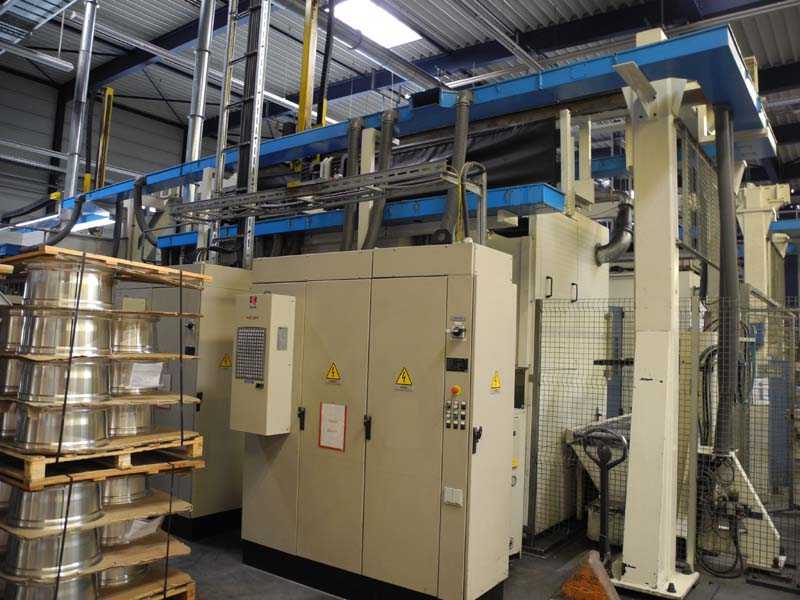 98be08264723c566e8dc45770d1b3bd2 Centro de taladrado y torneado Maus para ruedas de aluminio línea 6, usado