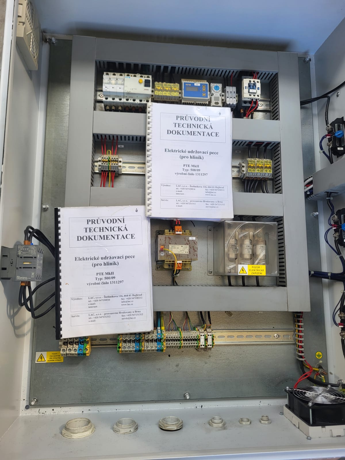 Horno de mantenimiento LAC PTE 500/09 O1838, usado Horno de mantenimiento LAC PTE 500/09 O1838, usado