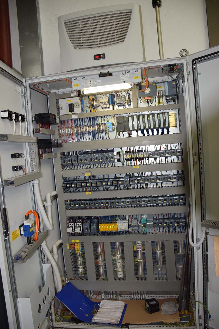 StrikoWestofen MH II-T 3000/2000 G-eg Plus+ horno de fusión y mantenimiento de calor O1843, usado