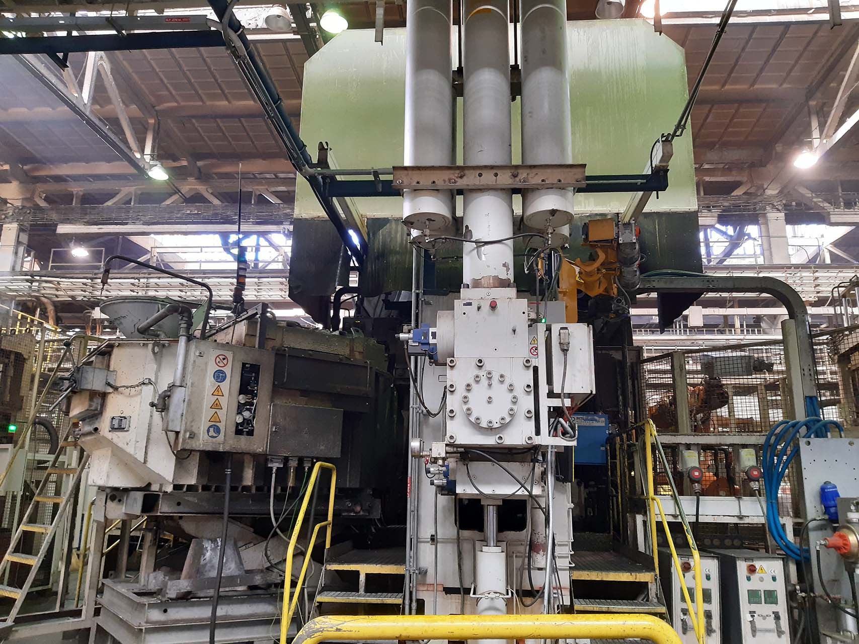 Frech GDK 1600-130 OC máquina de fundición a presión de cámara fría KK1637, usada Frech GDK 1600-130 OC máquina de fundición a presión de cámara fría KK1637, usada