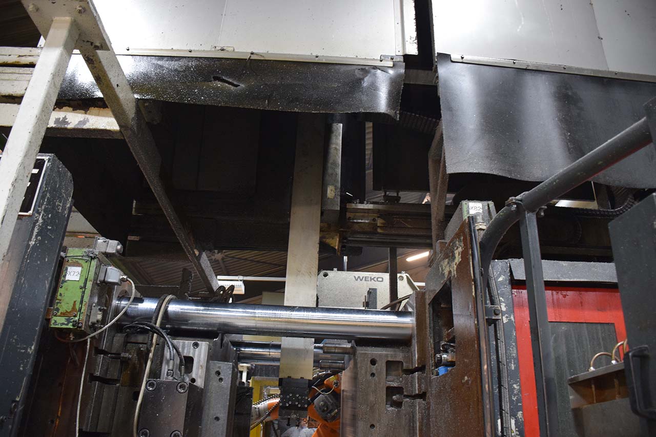 Máquina de fundición a presión de cámara fría Italpresse IP 550 TC KK1664, usada