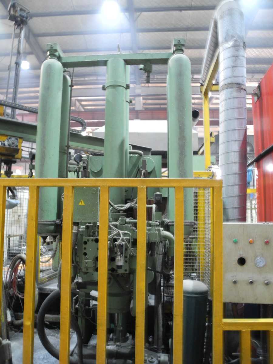 KK1381_IDRA_OL_900_PRP_bild-16 Máquina de fundición a presión de cámara fría IDRA OL 900 PRP, usada KK1381