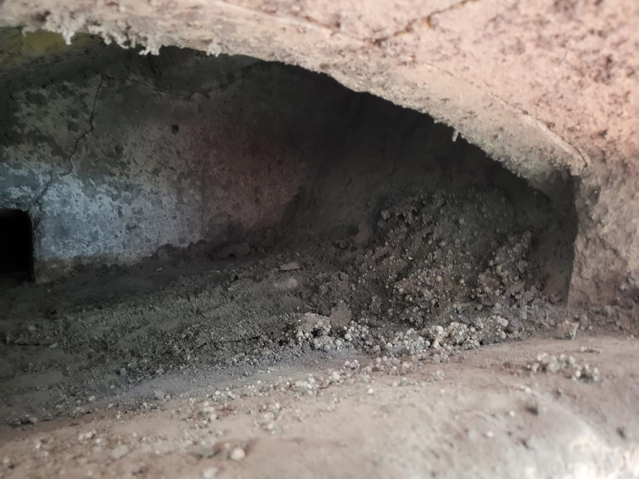 STOTEK SMGS 0,5 - 1,5 horno de fusión y mantenimiento de calor O1842, usado STOTEK SMGS 0,5 - 1,5 horno de fusión y mantenimiento de calor O1842, usado