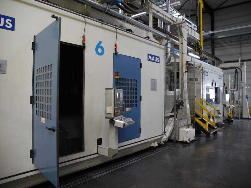 4eb49a8d6dd9d1881c0deeb15ef94642 Centro de taladrado y torneado Maus para ruedas de aluminio línea 6, usado
