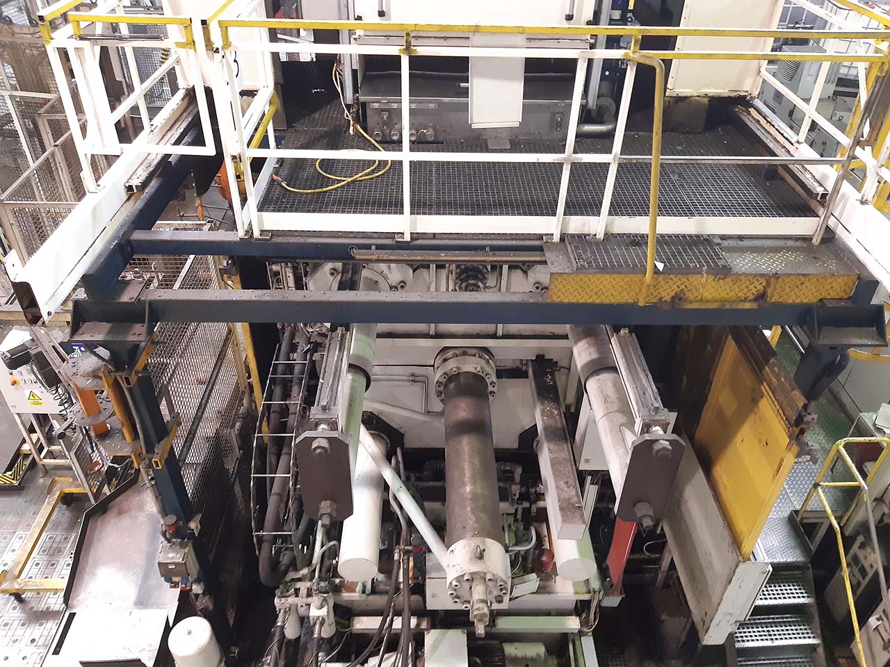 Frech GDK 1600-130 OC máquina de fundición a presión de cámara fría KK1637, usada