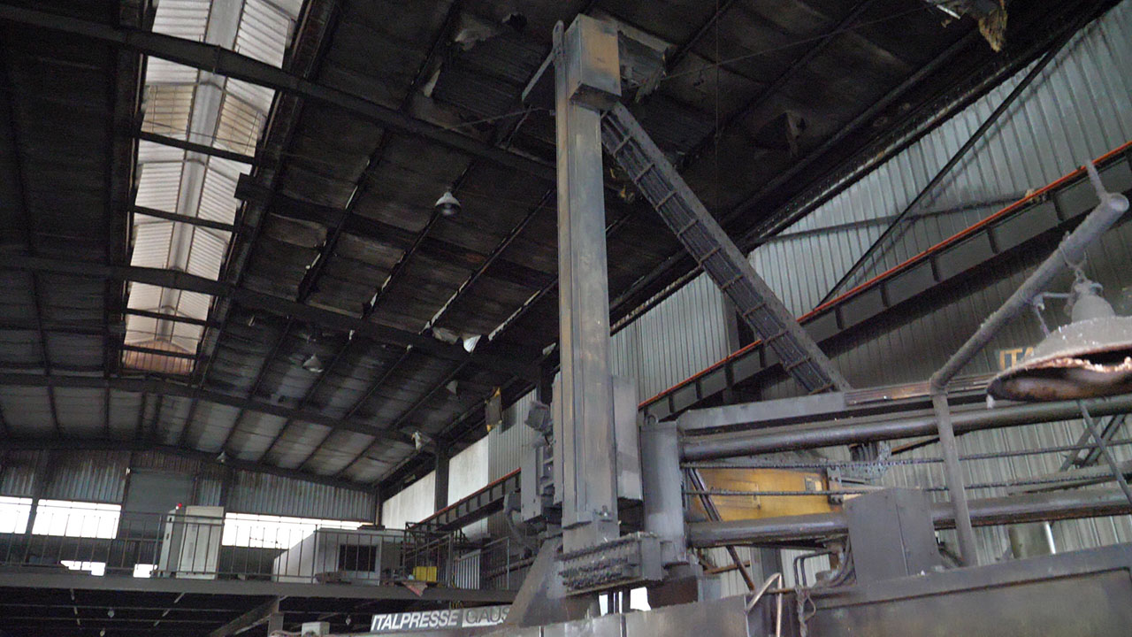 italpresse_ip_1350_sc_die_casting_machine_kk1442_p8 Máquina de fundición a presión de cámara fría Italpresse IP 1350 SC KK1442, usada
