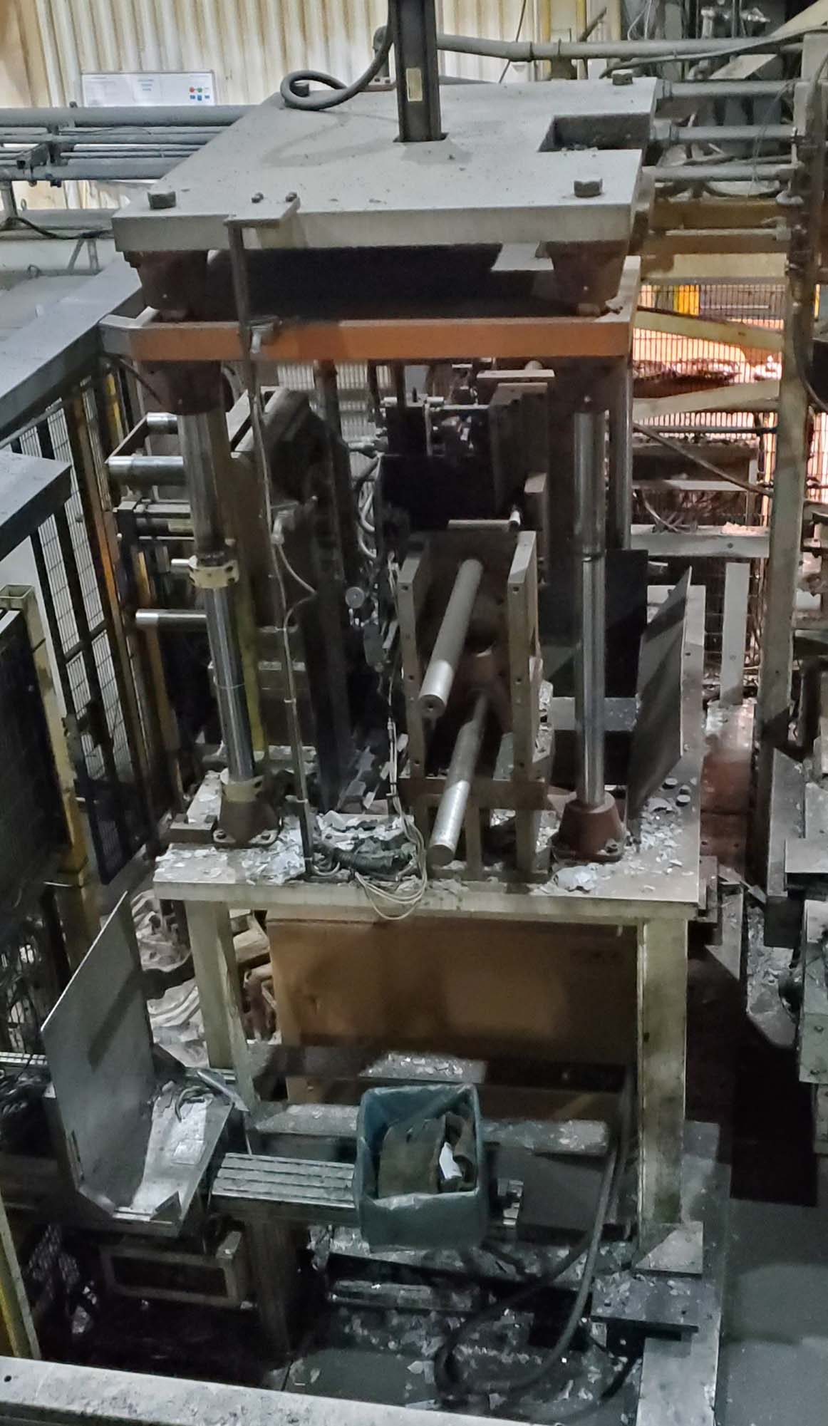Máquina de fundición a presión de cámara fría Italpresse IP 3000 SC KK1687, usada Máquina de fundición a presión de cámara fría Italpresse IP 3000 SC KK1687, usada
