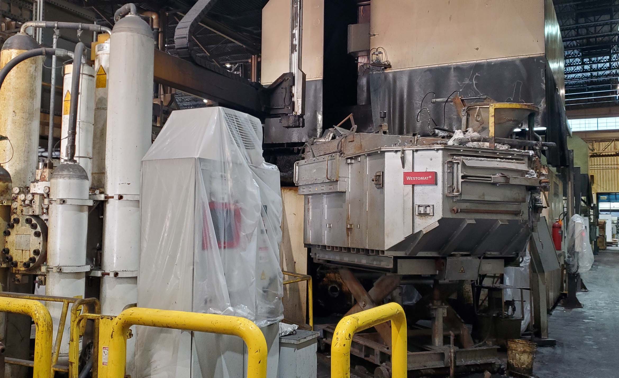 Máquina de fundición a presión de cámara fría Italpresse IP 3000 SC KK1688, usada