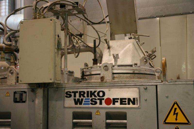 StrikoWestofen CMHC N 2 X300 Horno dosificador de magnesio O1738, usado