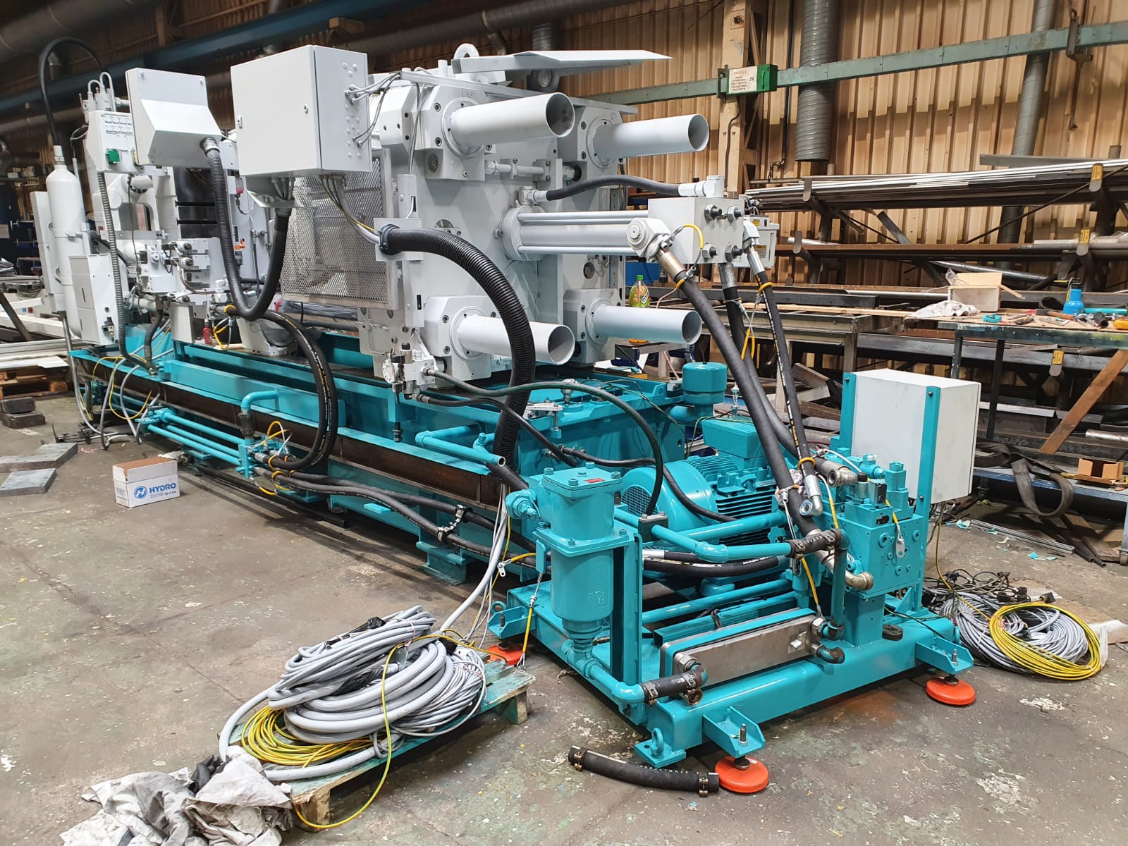 Reacondicionamiento de la máquina de fundición a presión de cámara fría