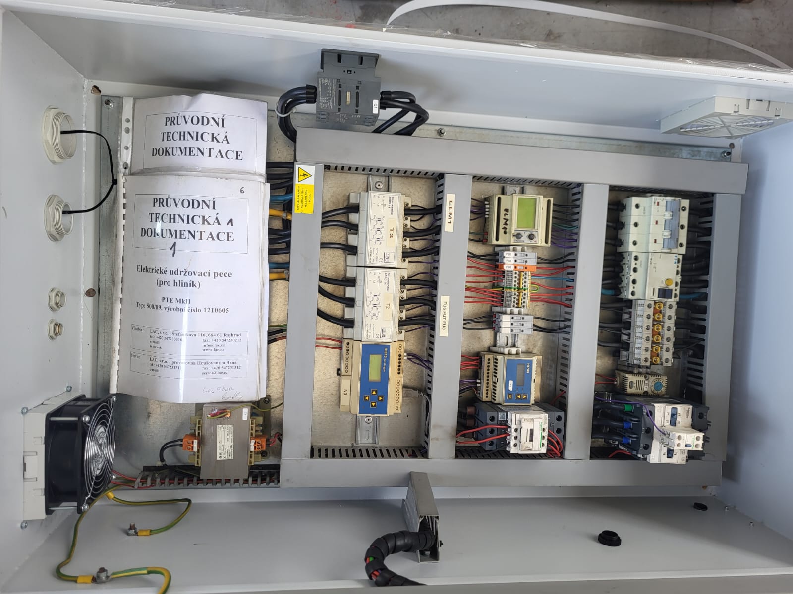 Horno de mantenimiento LAC PTE 500/09 O1837, usado Horno de mantenimiento LAC PTE 500/09 O1837, usado