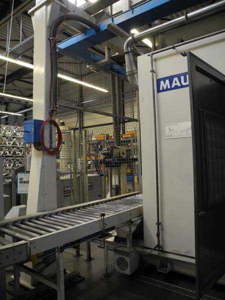 88789bd5c06e6b3317dd133313987980 Centro de taladrado y torneado Maus para ruedas de aluminio línea 6, usado