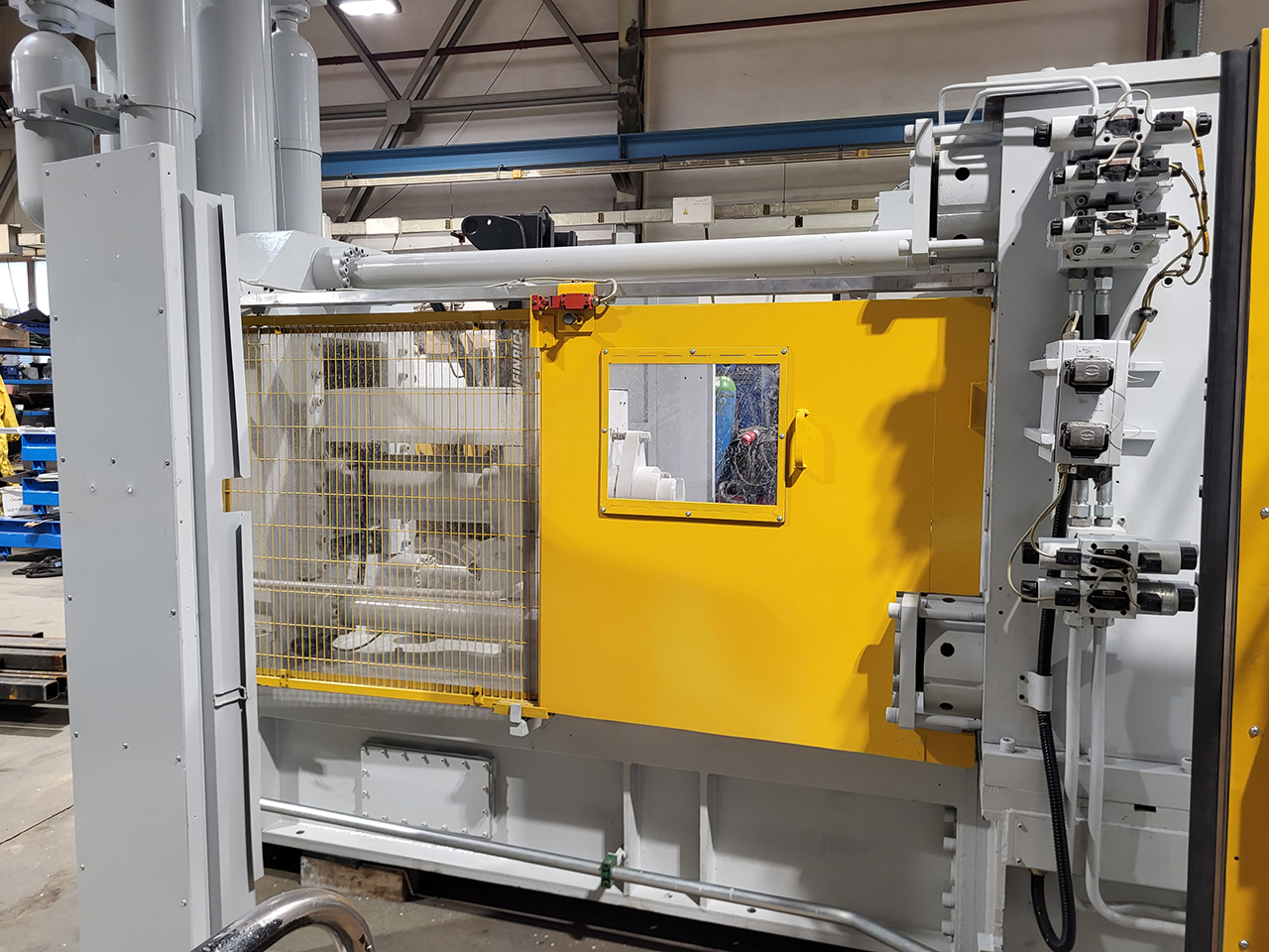 CDCM 800 SQ máquina de fundición a presión de cámara fría KK1638, usada CDCM 800 SQ máquina de fundición a presión de cámara fría KK1638, usada