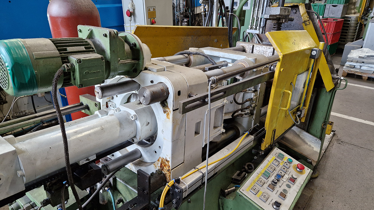 Máquina de fundición a presión de cámara caliente Frech DAW 40 WK1432, usada Máquina de fundición a presión de cámara caliente Frech DAW 40 WK1432, usada