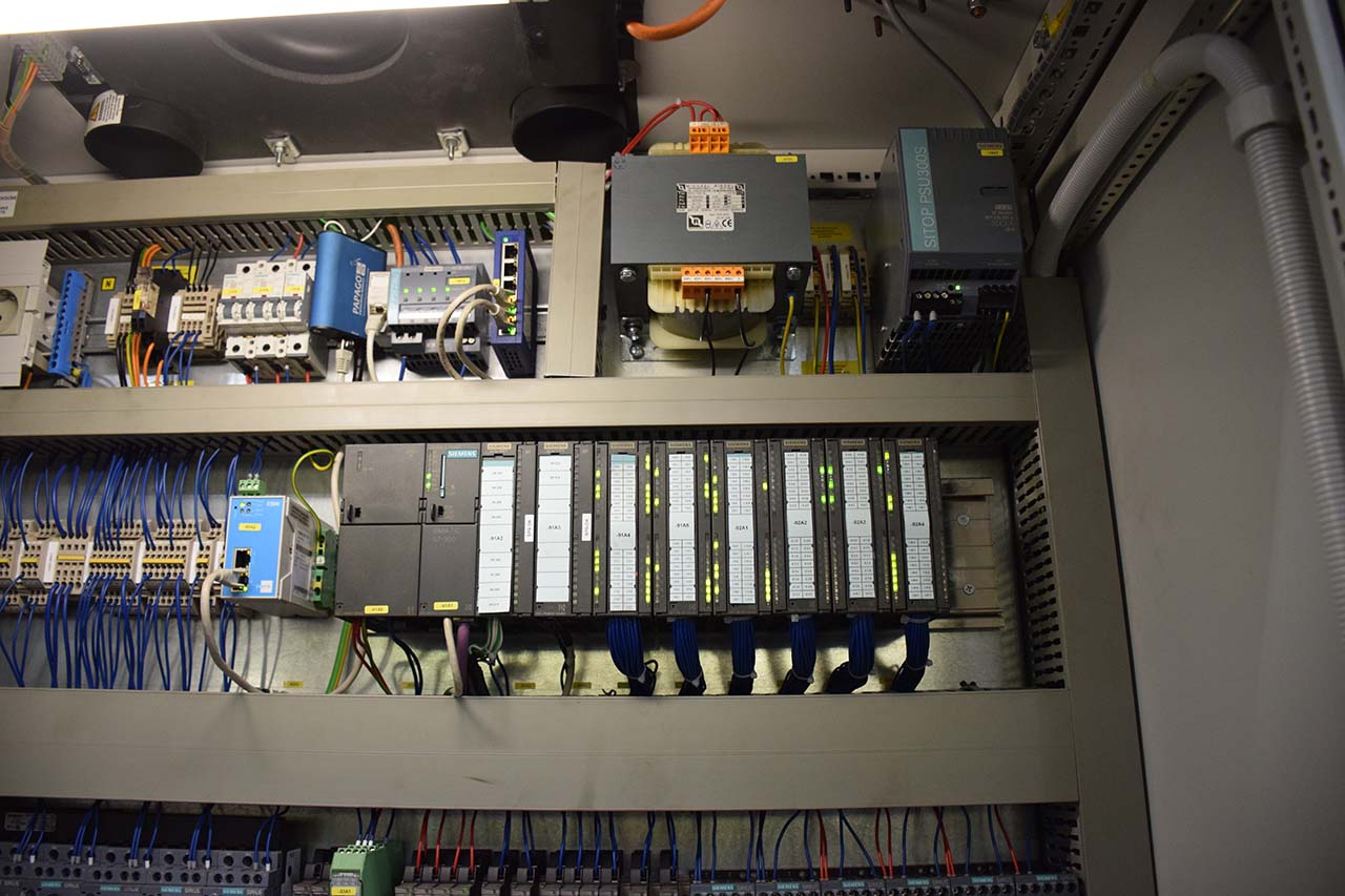 StrikoWestofen MH II-T 3000/2000 G-eg Plus+ horno de fusión y mantenimiento de calor O1843, usado