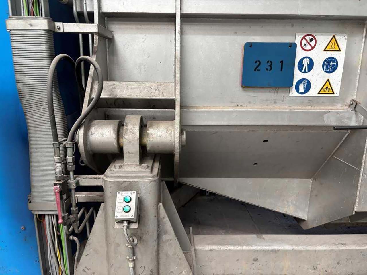 StrikoWestofen MH II-T 3000/2000 G-eg Plus+ horno de fusión y mantenimiento de calor O1843, usado StrikoWestofen MH II-T 3000/2000 G-eg Plus+ horno de fusión y mantenimiento de calor O1843, usado