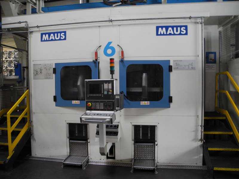 311b6275913e8474eb6a5cfdf48662aa Centro de taladrado y torneado Maus para ruedas de aluminio línea 6, usado