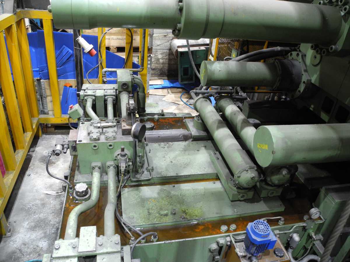 KK1381_IDRA_OL_900_PRP_bild-8 Máquina de fundición a presión de cámara fría IDRA OL 900 PRP, usada KK1381