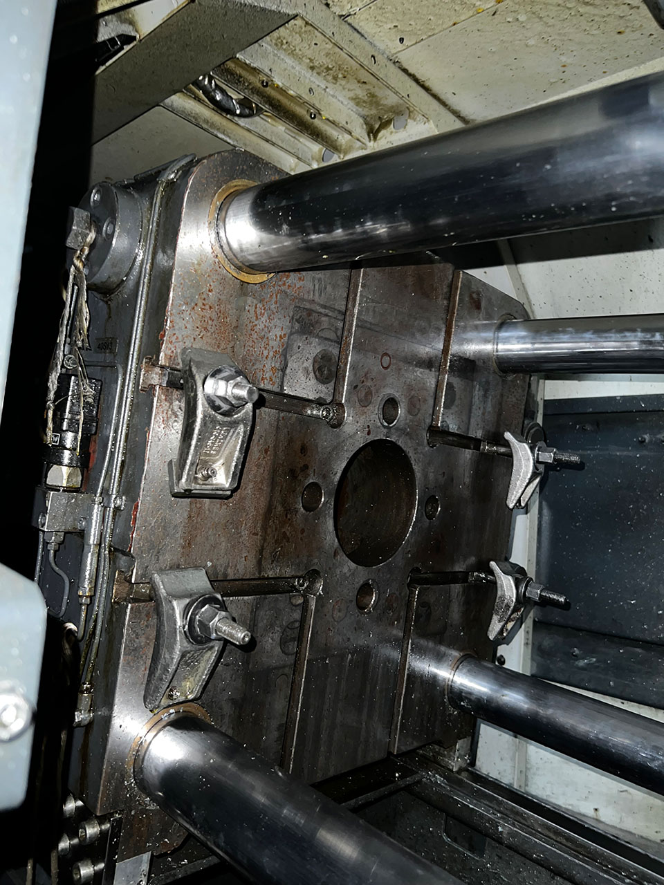 Frech W80 Zn máquina de fundición a presión de cámara caliente WK1465, usado Frech W80 Zn máquina de fundición a presión de cámara caliente WK1465, usado
